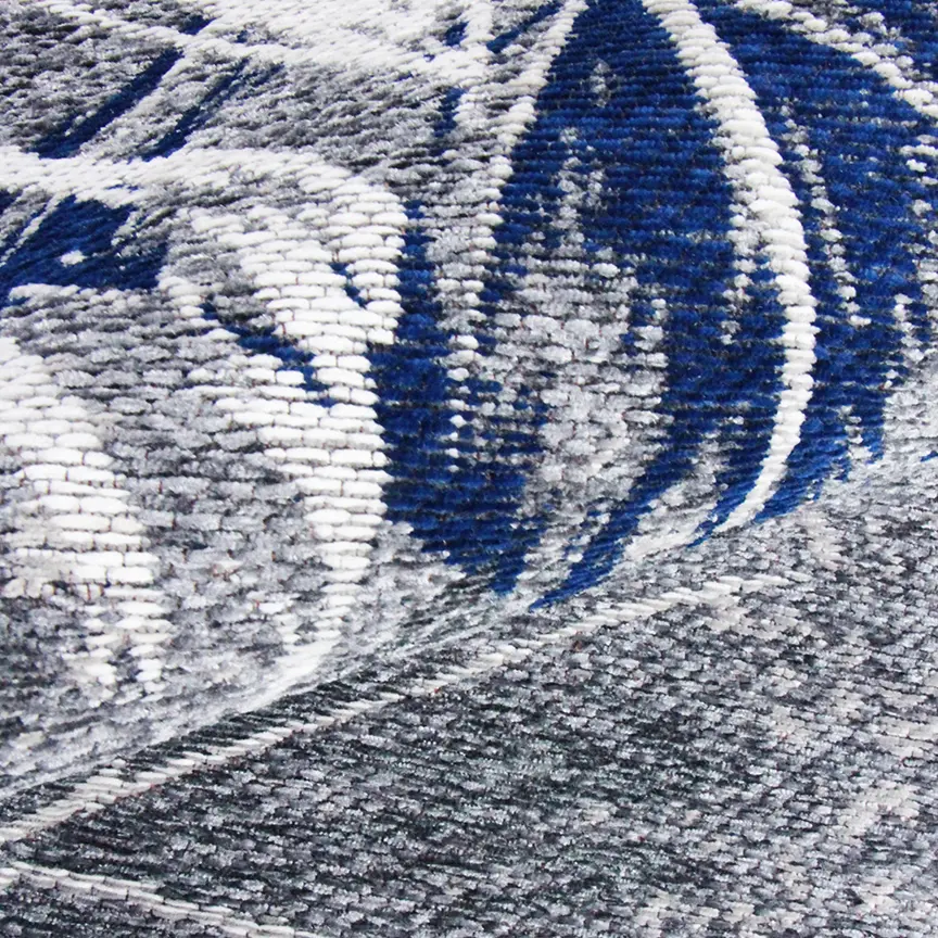 rug-with-jungle-pattern